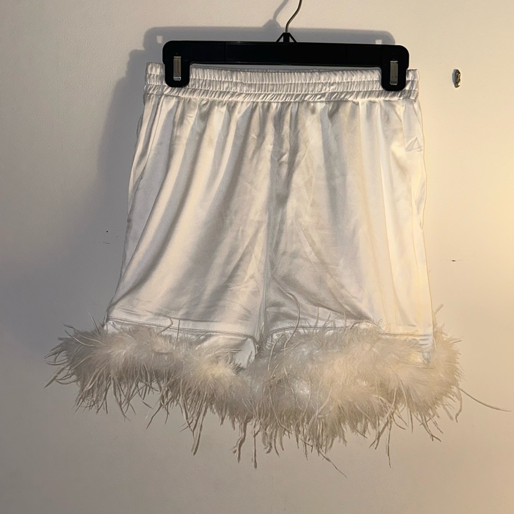 feather shorts perfect for bridal era